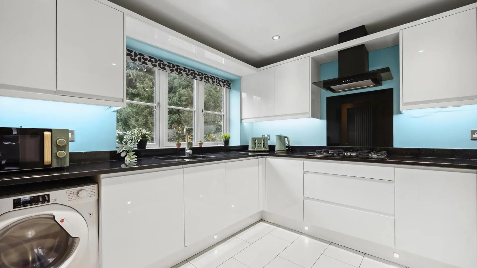 Nec Birmingham Airport Modern Village Retreat, Sleeps 7, Free Parking Hampton in Arden 0*,  United Kingdom